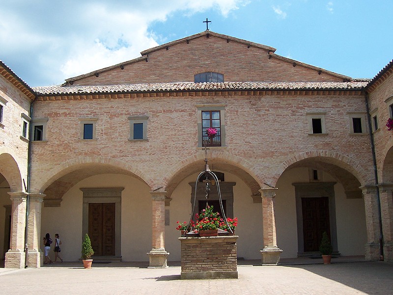 Friedliches Sant'Umbaldo Quelle: Di Geobia - Opera propria, CC BY-SA 3.0, https://commons.wikimedia.org/w/index.php?curid=16737157